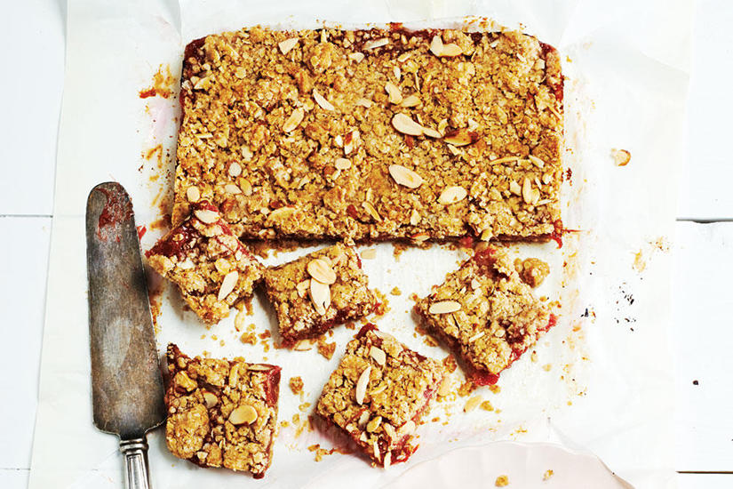 Rhubarb Strawberry Squares